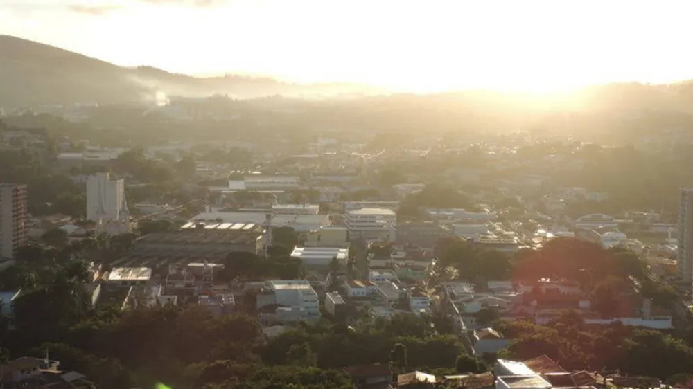 Vista aérea de horizonte da cidade